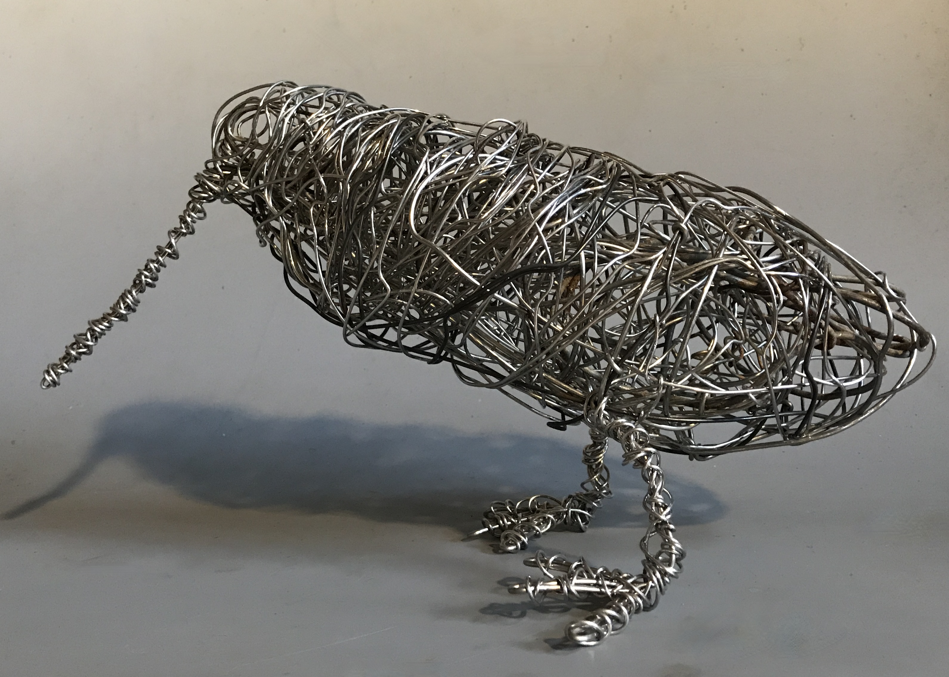 Wire bird sculpture
