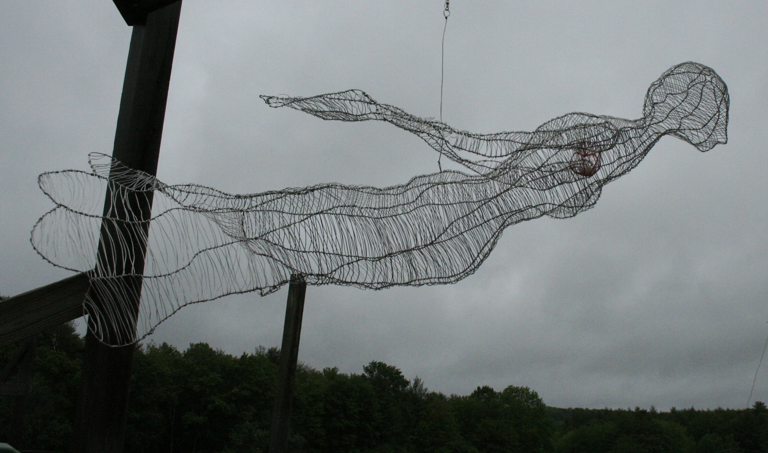 Wire figure sculpture