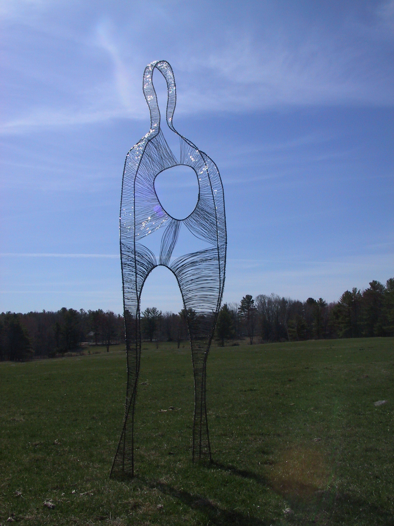 Wire figure sculpture